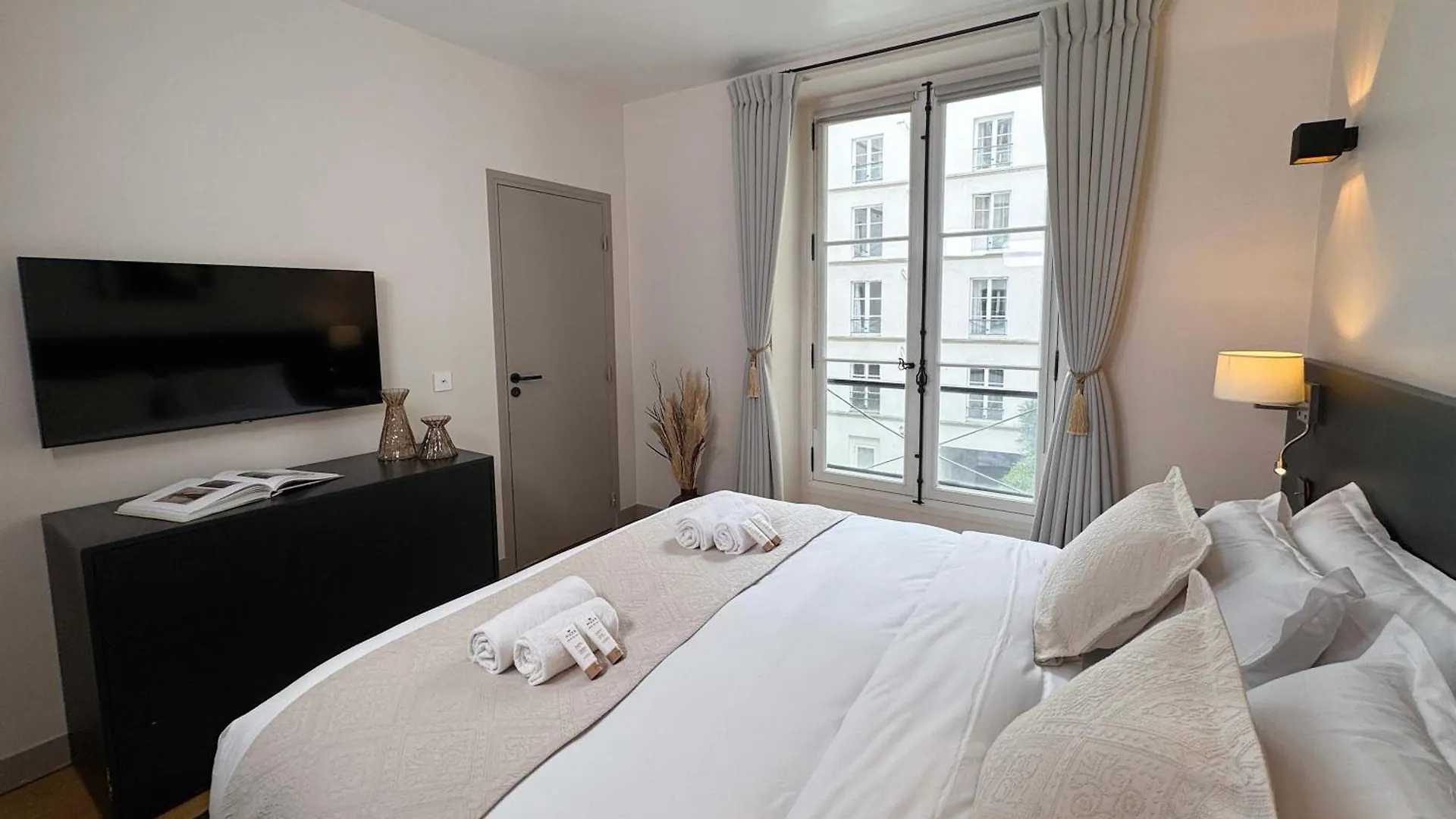 Luxembourg Garden Family Flat Delight Apartmán